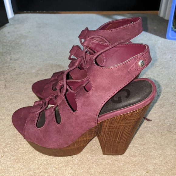 G by Guess wood clog high heel shoes size 7.5 - Picture 3 of 10